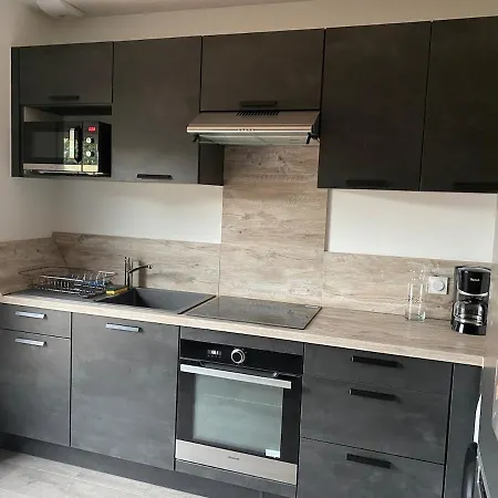 Maison Spacieuse Et Agreable A 200m De La